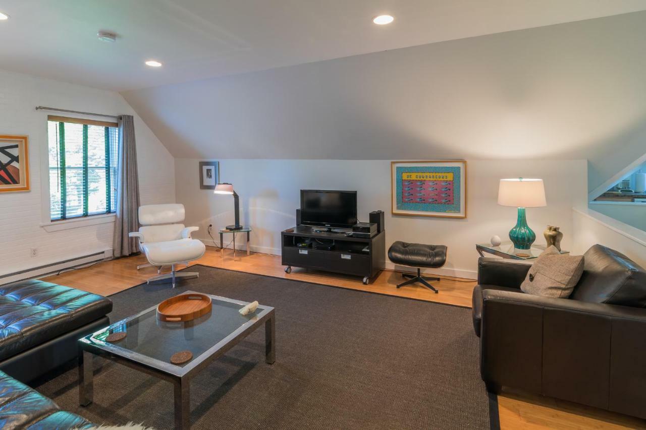 شقة The Carriage House Loft كينغستون المظهر الخارجي الصورة