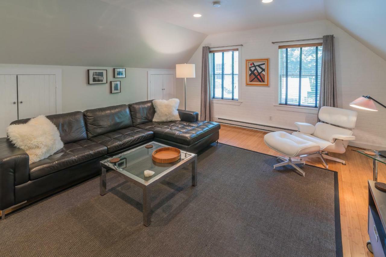شقة The Carriage House Loft كينغستون المظهر الخارجي الصورة