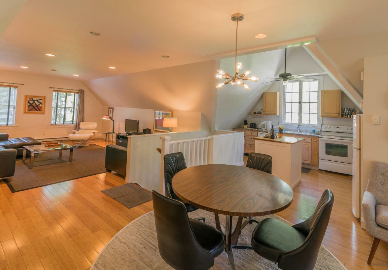 شقة The Carriage House Loft كينغستون المظهر الخارجي الصورة