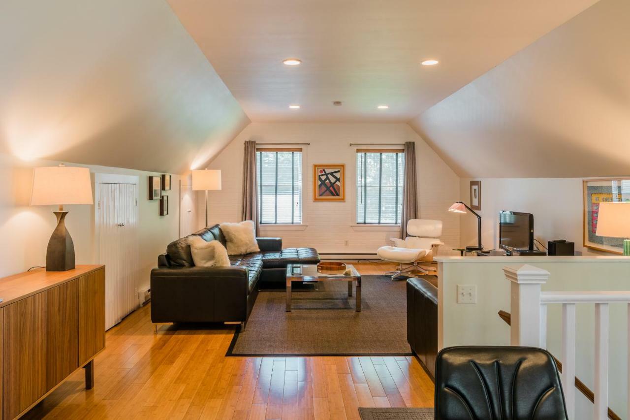 شقة The Carriage House Loft كينغستون المظهر الخارجي الصورة